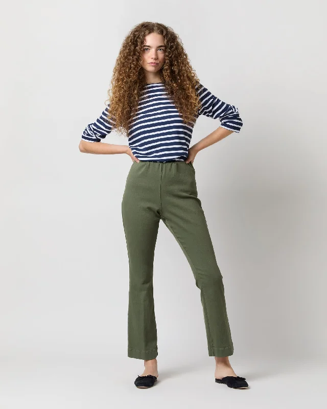 Faye Flare Cropped Pant in Olive Garment-Dyed Stretch Twill