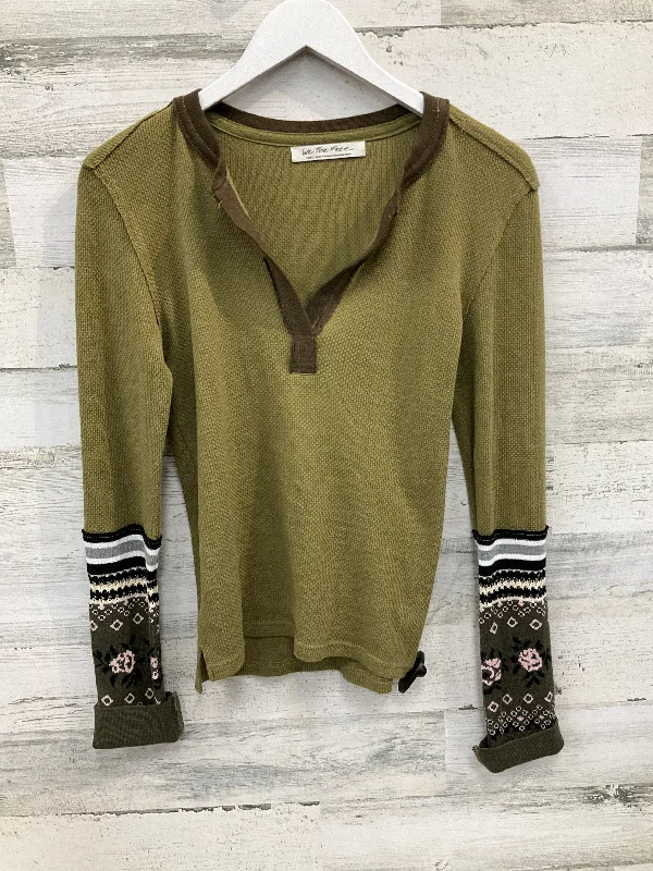 Top Long Sleeve By We The Free In Green, Size: 6