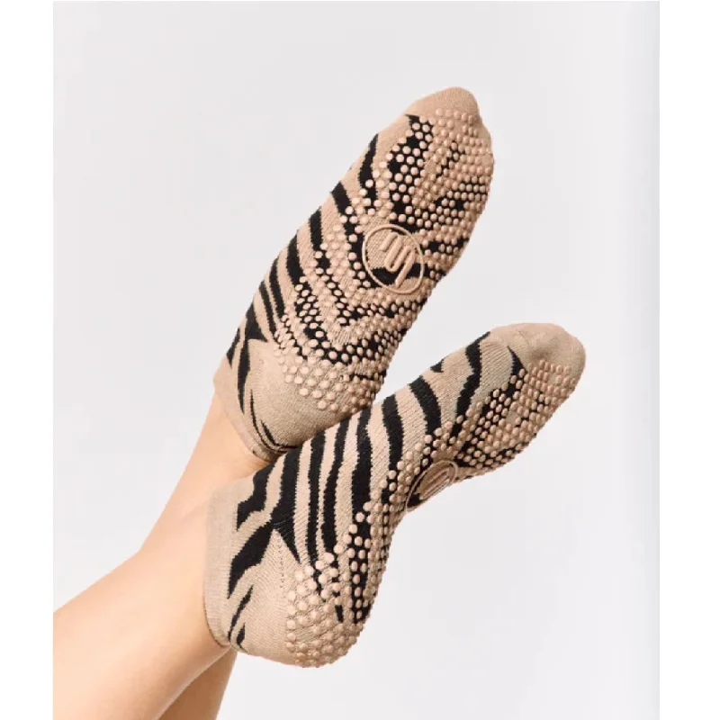 Classic Low Rise Grip Socks - Zebra  (Barre / Pilates)